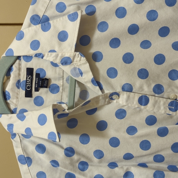 CHAPS Button Down Shirt - Picture 2 of 3